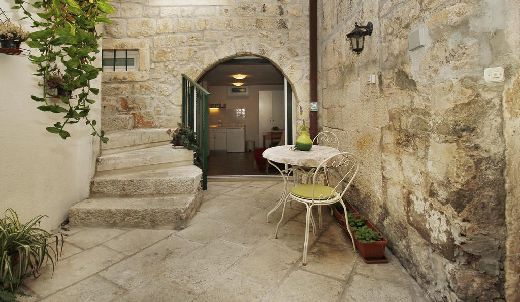 Apartment Caralipeo